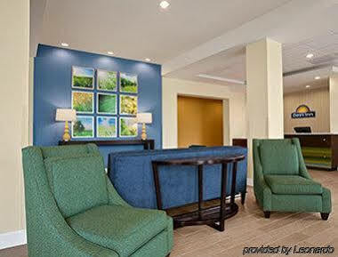 Spark By Hilton Victoria Exterior photo
